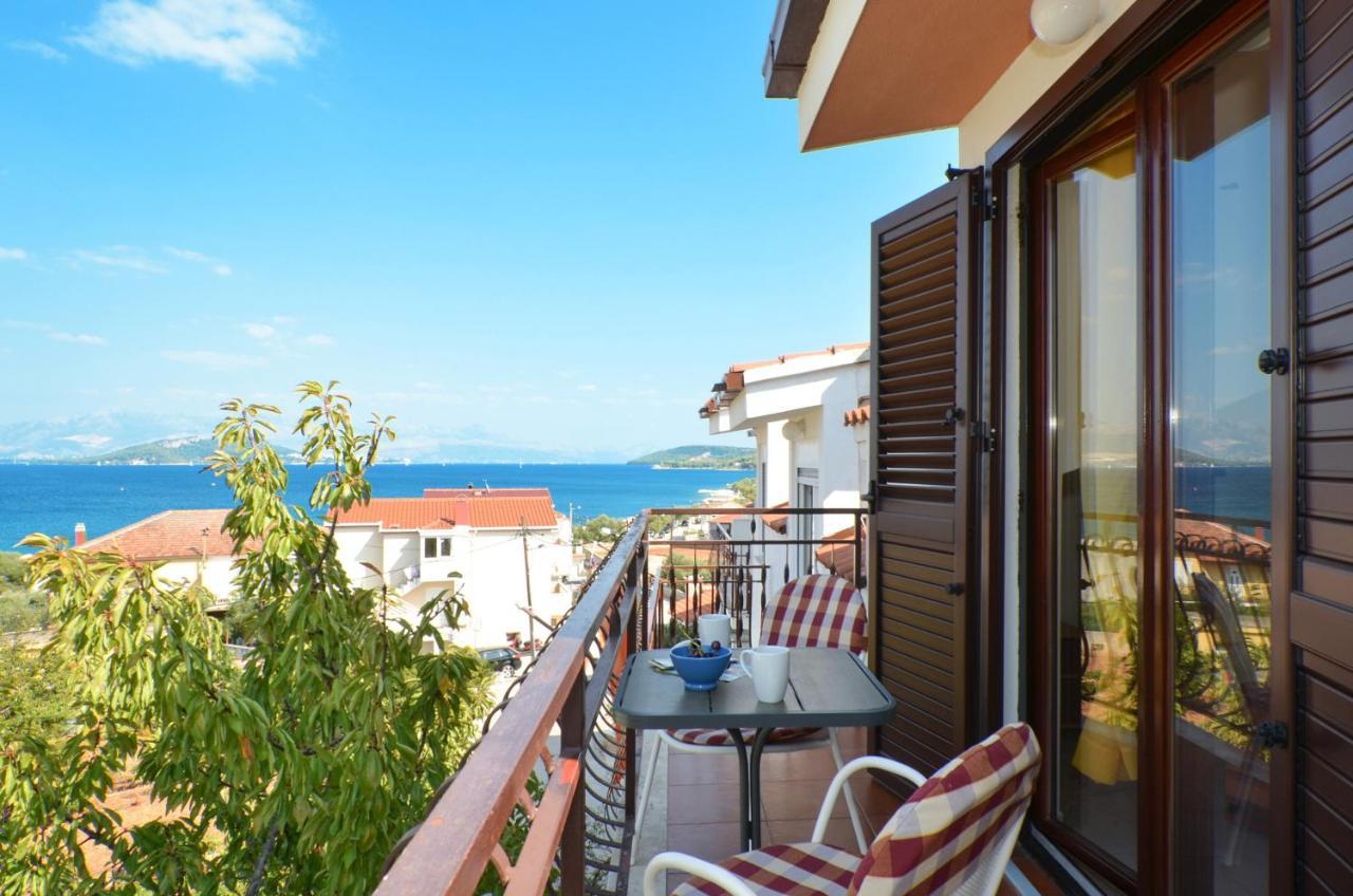 Apartments By The Sea Slatine, Ciovo - 12176 Eksteriør billede